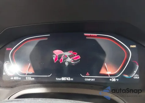 2021 BMW 330I xDrive z USA, uszkodzony, nr VIN 3MW5R7J00M8B96436